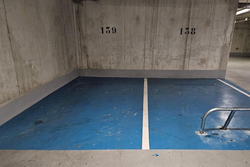 Joli Appartement Avec Jardin Et 2 Parkings Prives 阿让特伊 外观 照片